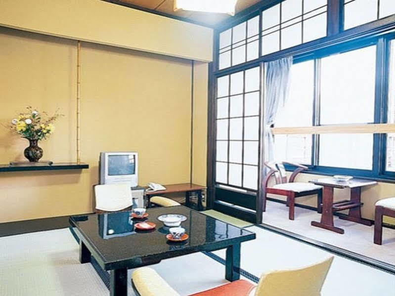 Minoriso Hotell Gero Exteriör bild