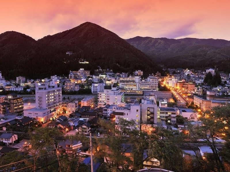 Minoriso Hotell Gero Exteriör bild